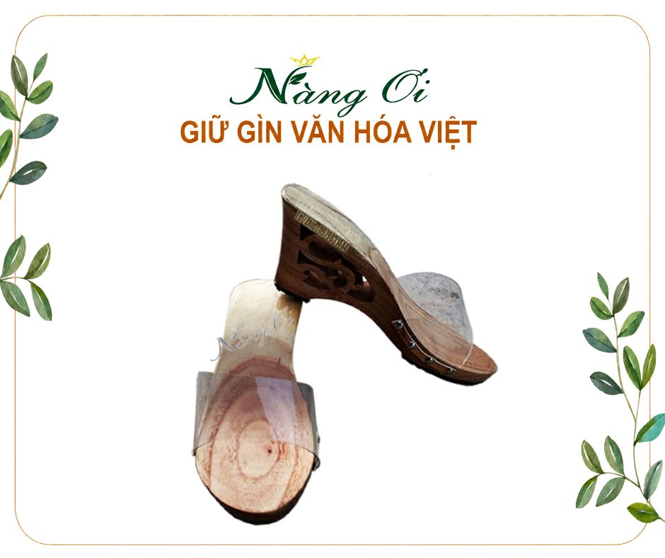 guốc gỗ lọng cổ truyền được khoét rỗng phần đế mang nét thẩm mỹ đặc trưng